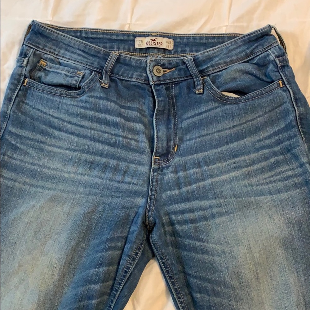 High Rise Hollister Jeans - Picture 4 of 6